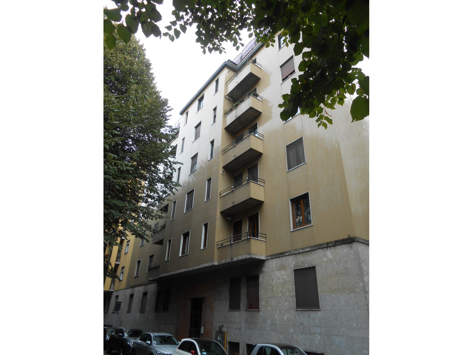 – CITY LIFE, appartamento non arredato con balcone –